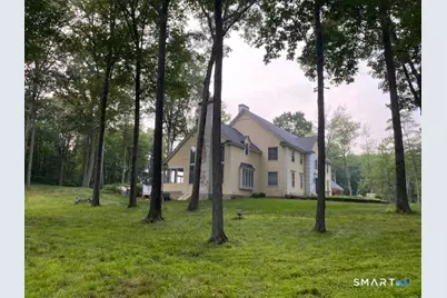 45 Longview Road, Avon, CT 06001 - Photo 2