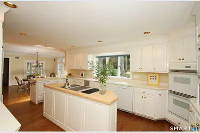 45 Longview Road, Avon, CT 06001 - Photo 16