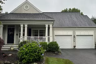 4 Kimberwick Ct, Middlebury, CT 06762 - Photo 2