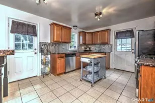 297-299 Summit St, New Haven, CT 06513 - Photo 8