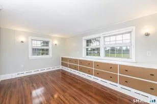 8 Georgiana St, New London, CT 06320 - Photo 8