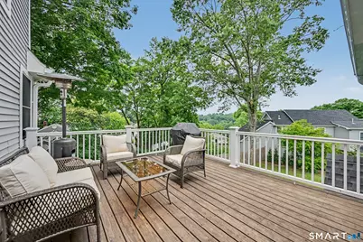 14 Rockland Place, Greenwich, CT 06831 - Photo 8