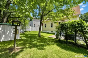 71 Nichols Ave, Fairfield, CT 06825 - Photo 4