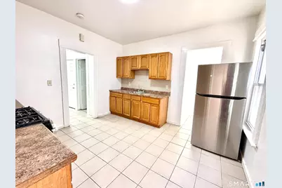 202 Sixth Street #1st Fl, Bridgeport, CT 06607 - Photo 2