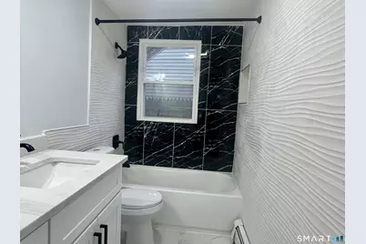 100 Holmes Avenue #1st Fl (Left door), Darien, CT 06820 - Photo 10