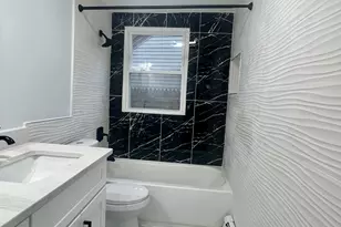 100 Holmes Ave, Darien, CT 06820 - Photo 10