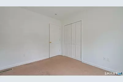 45 Daytona Street, West Haven, CT 06516 - Photo 18