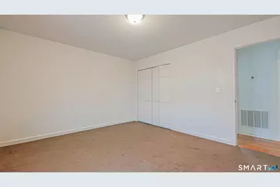 45 Daytona Street, West Haven, CT 06516 - Photo 10
