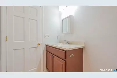 45 Daytona Street, West Haven, CT 06516 - Photo 6