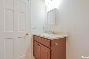 45 Daytona St, West Haven, CT 06516 - Photo 6