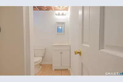 45 Daytona Street, West Haven, CT 06516 - Photo 22