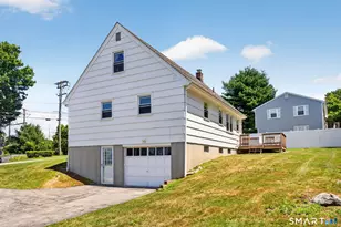 8 Pleasant St, Stonington, CT 06355 - Photo 4
