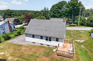 8 Pleasant St, Stonington, CT 06355 - Photo 32