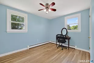 8 Pleasant St, Stonington, CT 06355 - Photo 22