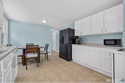 8 Pleasant Street, Stonington, CT 06355 - Photo 10