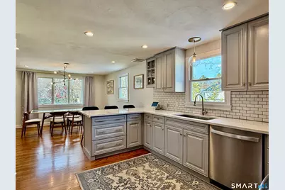 23 Sleepyhollow Drive, Norwalk, CT 06851 - Photo 8