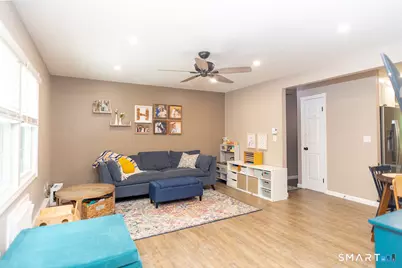 646 Howe Avenue #8, Shelton, CT 06484 - Photo 2