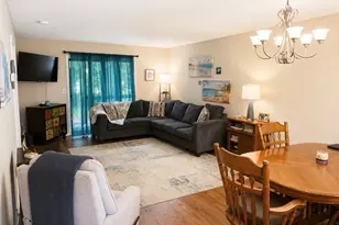 64 Simsbury Landing, Simsbury, CT 06070 - Photo 6
