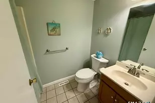 64 Simsbury Landing, Simsbury, CT 06070 - Photo 22