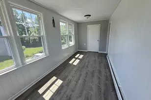405 Wolcott Rd, Wolcott, CT 06716 - Photo 8