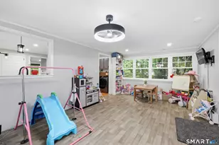 370 S Main St, West Hartford, CT 06107 - Photo 10