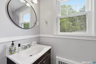 370 S Main St, West Hartford, CT 06107 - Photo 18