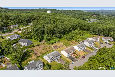 111 Alisha Lane, Waterbury, CT 06705 - Photo 32