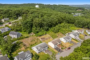 111 Alisha Ln, Waterbury, CT 06705 - Photo 32
