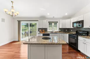 111 Alisha Ln, Waterbury, CT 06705 - Photo 14