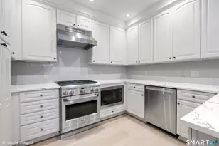 77 Havemeyer Ln, Stamford, CT 06902 - Photo 6