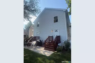 196 Ohio Avenue, Bridgeport, CT 06610 - Photo 6