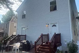 196 Ohio Ave, Bridgeport, CT 06610 - Photo 6
