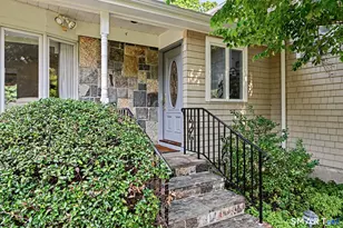29 Old Logging Rd, Stamford, CT 06903 - Photo 2