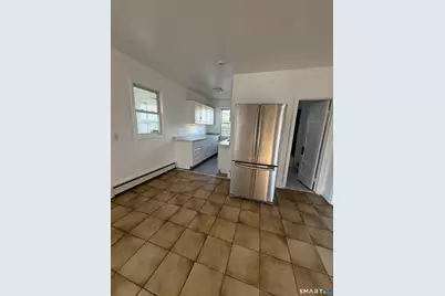 370 Washington Street, New Britain, CT 06053 - Photo 4