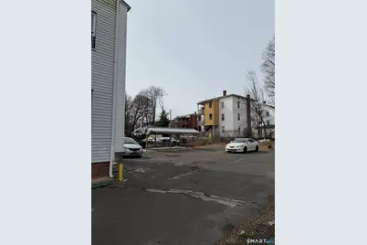 370 Washington Street, New Britain, CT 06053 - Photo 14