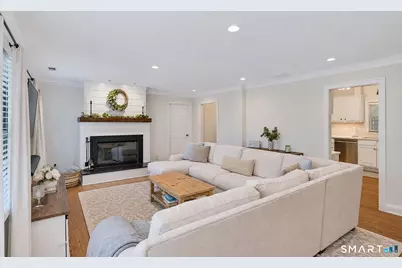30 Maple Ave Extension, Bethel, CT 06801 - Photo 4