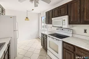 44 Cerretta St, Stamford, CT 06907 - Photo 6