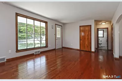 53 Raycroft Street, Milford, CT 06461 - Photo 8