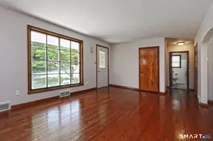 53 Raycroft St, Milford, CT 06461 - Photo 8