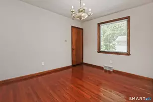 53 Raycroft St, Milford, CT 06461 - Photo 12