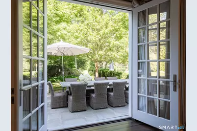 23 Wyckham Hill Lane, Greenwich, CT 06831 - Photo 12