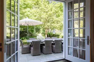 23 Wyckham Hill Ln, Greenwich, CT 06831 - Photo 12