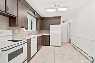 206 Beatrice Dr, West Haven, CT 06516 - Photo 10