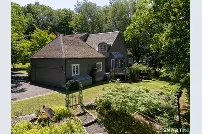 82 Taunton Hill Road, Newtown, CT 06470 - Photo 2