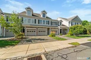 86 Park Pl Cir, West Hartford, CT 06110 - Photo 2
