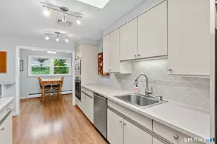 16 E Maxwell Dr, West Hartford, CT 06107 - Photo 22