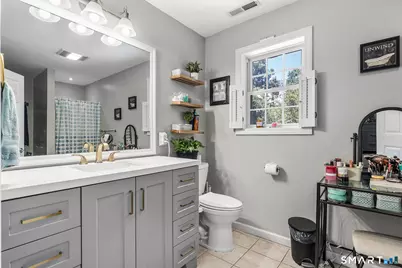 187 Cariati Boulevard, Meriden, CT 06451 - Photo 16