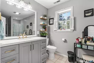 187 Cariati Blvd, Meriden, CT 06451 - Photo 16