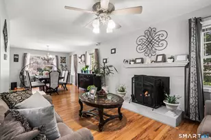 187 Cariati Blvd, Meriden, CT 06451 - Photo 2