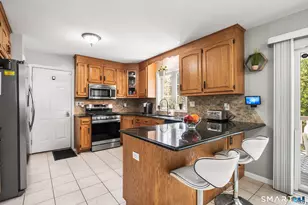 187 Cariati Blvd, Meriden, CT 06451 - Photo 6